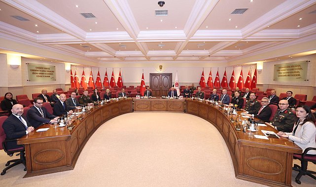 Bakan Güler, ABD-Türkiye İş Konseyi heyetini kabul etti