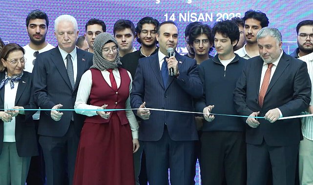 Bakan Kacır Marmara Üniversitesi Milli Teknoloji Atölyesi Açılış Töreni'ne katıldı