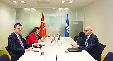 Bakan Kurum, Fransa'da