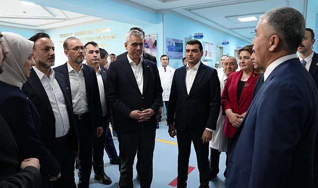 Bakan Memişoğlu, Özbekistan'da Buhara Tıp Merkezi'ni ziyaret etti