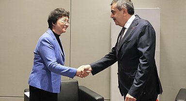 Bakan Tekin, Çin İnsan Kaynakları Sosyal Güvenlik Bakanı Wang ile görüştü