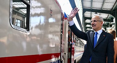 Bakan Uraloğlu: Tiyatro Treni, 4 Mayıs'ta Ankara'dan yola çıkacak