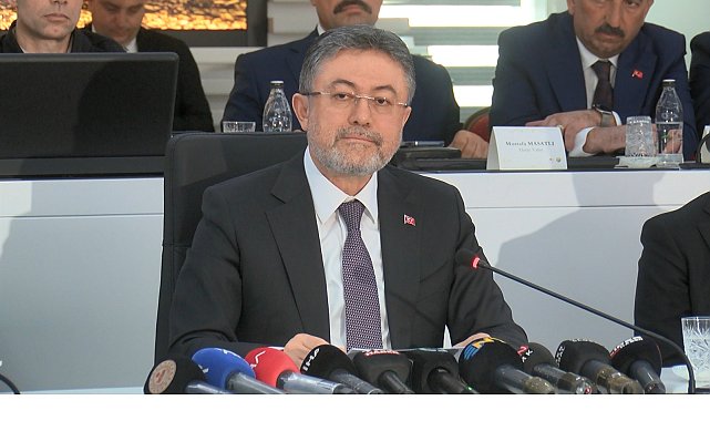 Bakan Yumaklı: Yangınlara havadan müdahale kapasitemizi 462 tona ulaştırdık