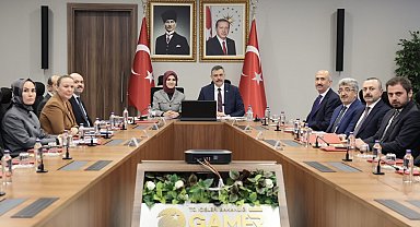 Bakanlar Göktaş ile Çiftçi, valilerle çevrimiçi toplantı gerçekleştirdi