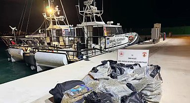 Balıkesir açıklarında teknede 158 kilo uyuşturucu ele geçirildi: 2 gözaltı