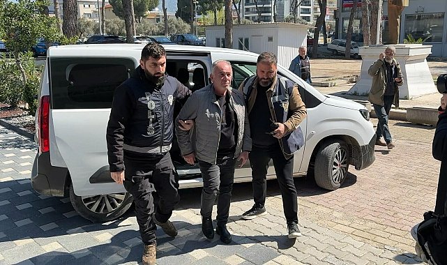 Belediyeye ait yerel ürün satış mağazası kurşunlandı, eski başkan tutuklandı