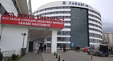 Bıçaklı kavgada yaralandı, kaldırıldığı hastanede tabancayla vuruldu