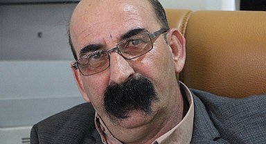 Bıyıklarıyla gündem olan ilçe başkanı: Yakıştığı için uzattım