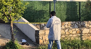 Bodrum'da evinin bahçesinde bıçaklanan kadın yaralandı