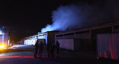 Bolu'da çıkan yangında bir depo kullanılamaz hale geldi