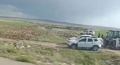 Boş arazide toprağa gömülü ceset bulundu