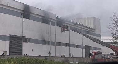 Bursa'da mobilya fabrikası yangını