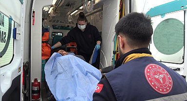 Çakmağını vermeyen kuzenini bıçaklayıp kaçtı