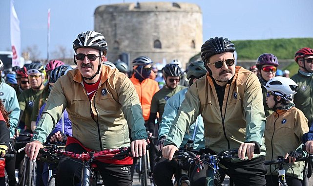 Çanakkale'de pedallar 'şehitlere saygı' için çevrildi