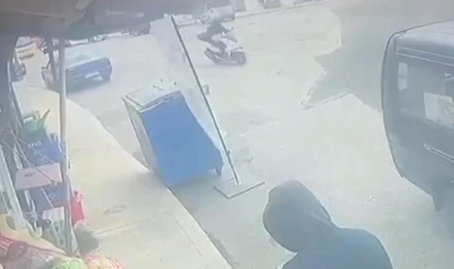 Çatalca'da kendilerini polis olarak tanıtıp 1 milyon 500 bin lira dolandırdılar