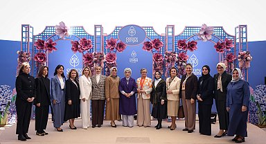 Cemre Çarşısı'nın kapıları iyiliğe açıldı