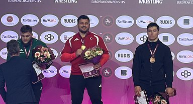 Cumhurbaşkanı Erdoğan'dan Rıza Kayaalp'e tebrik telefonu