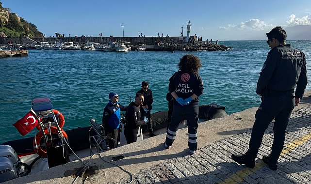 Deniz manzarası izlerken dalga ile açığa sürüklendiler; 2 kardeş kurtuldu, kuzenleri öldü