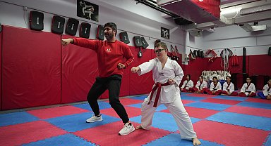 Down sendromlu Berke, tekvandoda Türkiye ve dünya dereceleri istiyor