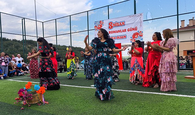 Edirne'de 'Dünya Romanlar Günü' kutlandı