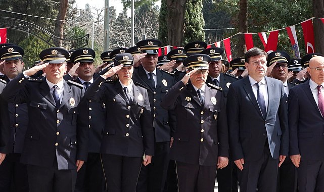 Edirnekapı Şehitliği ve Eyüp Sultan Camii'nde anma programı düzenlendi