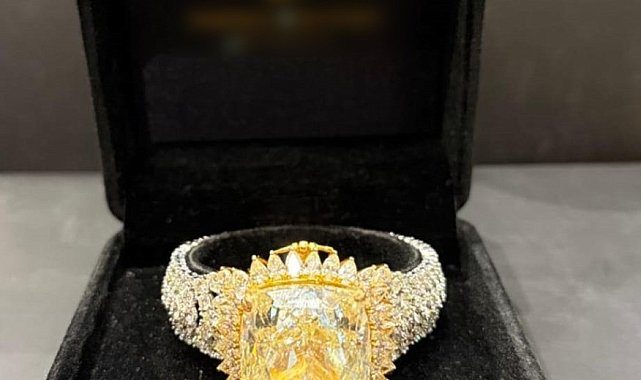 Endonezya'dan kaçak getirilen pırlantayı Kapalıçarşı'da satmaya çalışan 6 şüpheli yakalandı