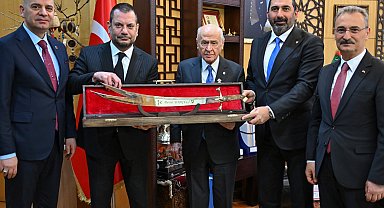 Ertuğrul Doğan'dan Bahçeli'ye ziyaret