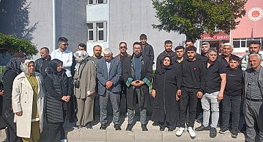 Eşini öldürmekle suçlanan kadının yargılanmasına başlandı