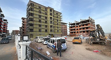 Eskişehir'de inşaattan düşen işçi öldü