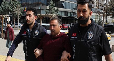 Evin kapısına 24 el ateş etti, eski kayınpederini öldürdü