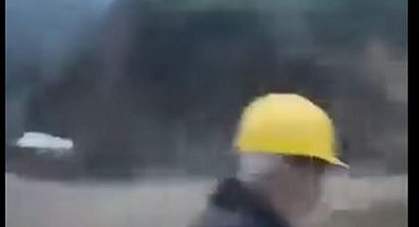 Giresun'da heyelan; sondaj makinesi toprak altında kaldı