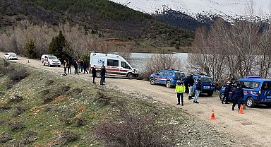 Gölette kimliği belirsiz kadın cesedi bulundu