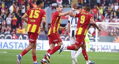 Göztepe deplasmanlarda puanları topladı