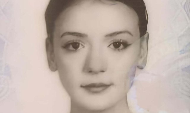 Hafif ticari araç ile çarpışan motosikletin sürücüsü Sude, hayatını kaybetti; kaza anı kamerada