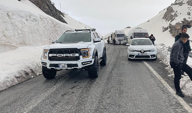 Hakkari- Şırnak kara yolu çığ nedeniyle kapandı