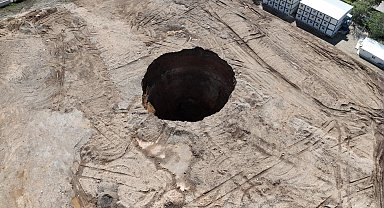 Hatay'da 35 metre çapında obruk oluştu