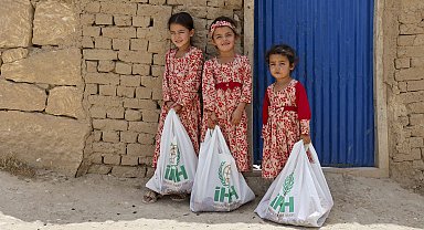 İHH, bu yıl 61 ülkede 3,5 milyon kişiye kurban ulaştırmayı hedefliyor