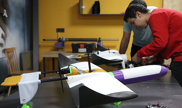 İlk uçak fabrikasının kurulduğu topraklarda öğrenciler, 'GÖKTİM'le geleceğe hazırlanıyor