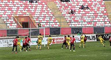 İmaj Altyapı Van Spor FK, evinde İstanbulspor'a 3-1 mağlup oldu