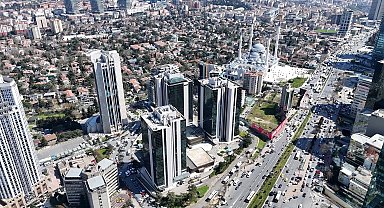 İsrail Konsolosluğu'nun da bulunduğu binanın önünde çatışma; 2'si yaralı 10 şüpheli gözaltında