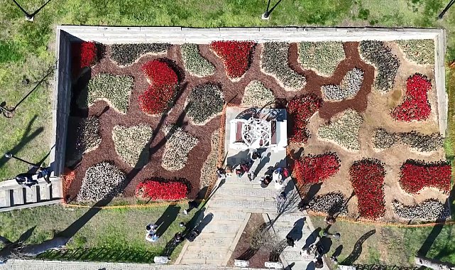 İstanbul'da lale zamanı; tarihi park ve korulara 3 milyon 580 bin lale dikildi