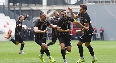 İzmir Çoruhlu FK kurtuluş arıyor