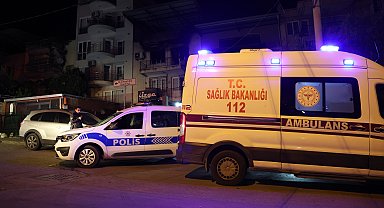 İzmir'de evde çıkan yangında baba öldü, oğlu entübe edildi