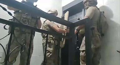 İzmir'de, okul saldırılarına ilişkin paylaşımlarla ilgili 30 gözaltı