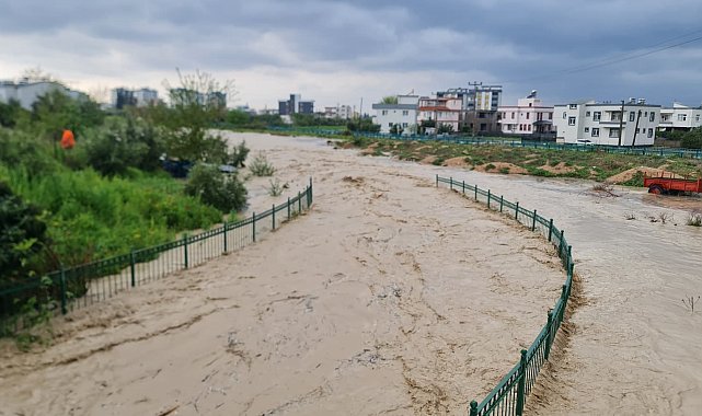 Kadirli'de 2 kişinin öldüğü sel felaketinin izleri siliniyor
