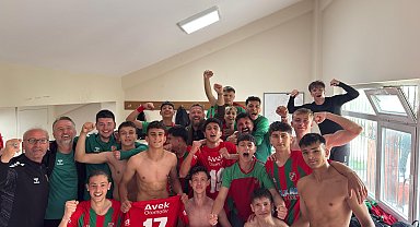 Karşıyaka'nın U16 takımı çeyrek finalde