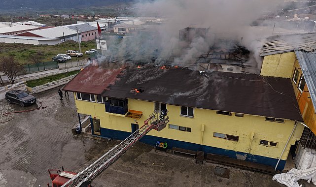 Kastamonu'da tekstil ve filtre malzemeleri üretilen fabrikada yangın