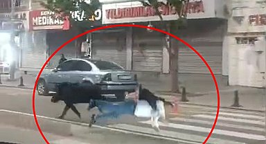 Kent merkezine inen yaban domuzu, 3 kişiyi yaraladı