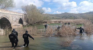 Kırşehir'de kayıp Ramazan için 4 bin 700 dekar alan tarandı