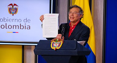 Kolombiya Cumhurbaşkanı Petro'dan 'bombalı saldırı' açıklaması